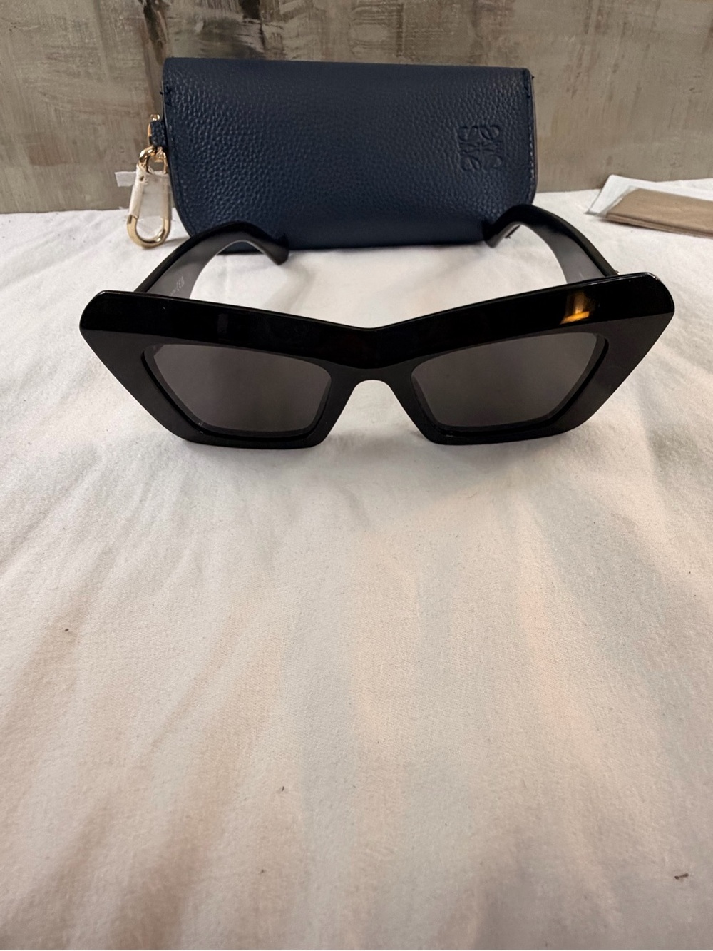 Loewe sunglasses - Picture 8 of 9